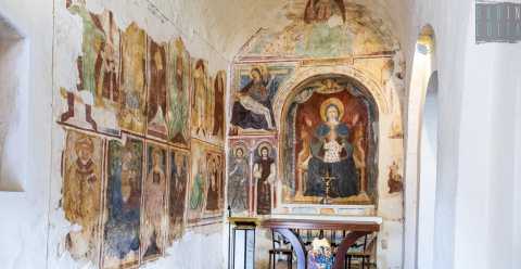 Palo del Colle, il trionfo di affreschi di Santa Maria di Juso: la chiesa che apre solo a Pasquetta